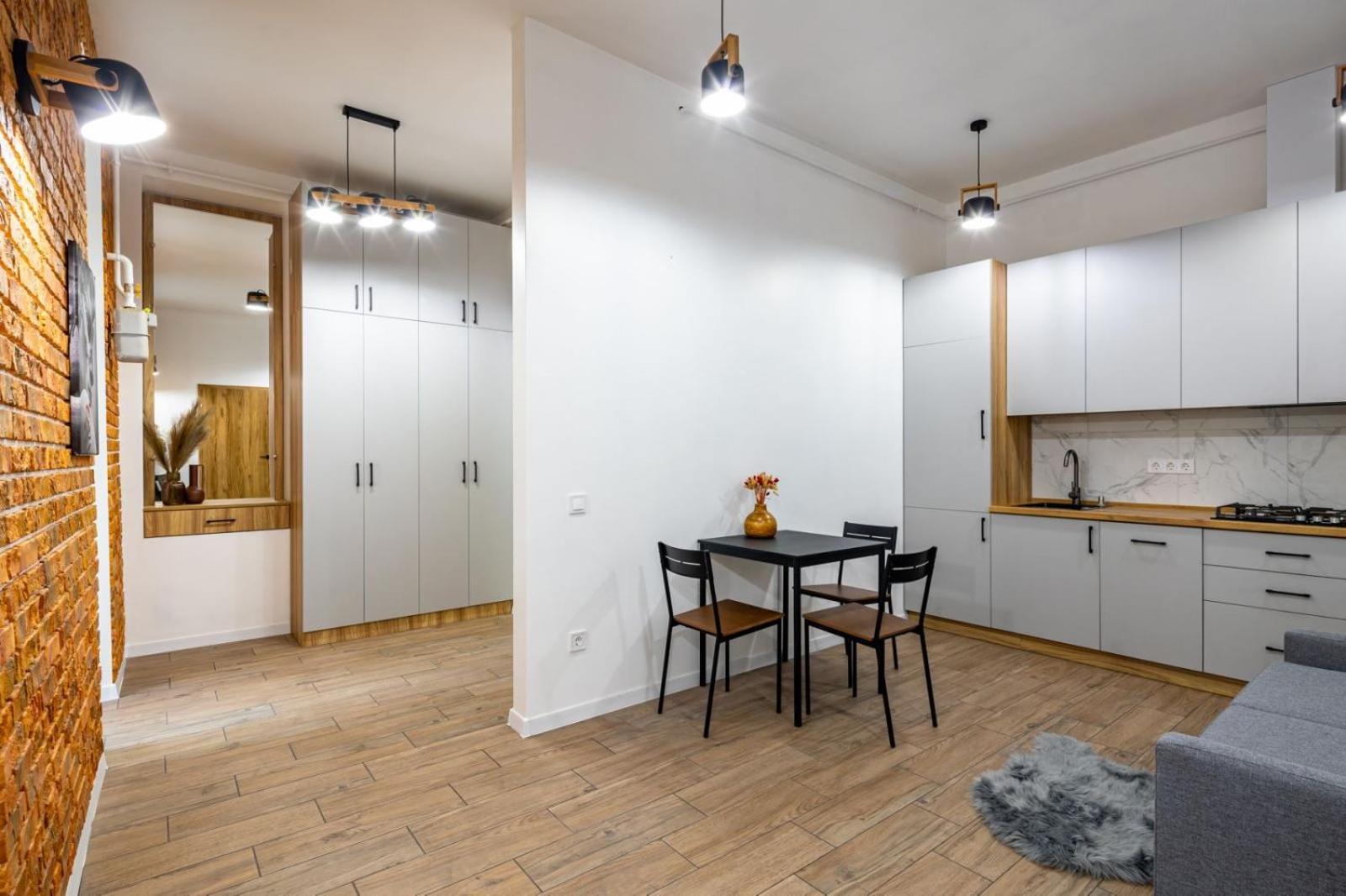 Romari Туган Барановського 30 Lviv Buitenkant foto