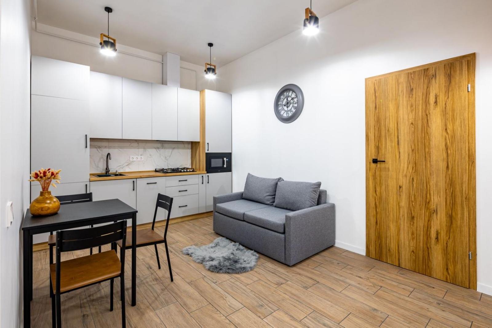 Romari Туган Барановського 30 Lviv Buitenkant foto